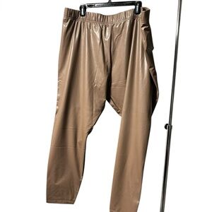 NWT  Faux Leather leggings 3X